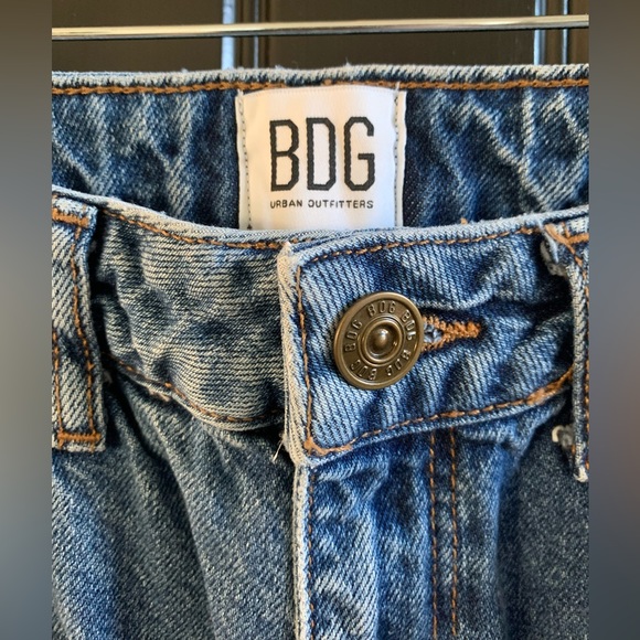 BDG / Urban Outfitters Pintuck Tapered Mom Jeans - Size 27 - Picture 3 of 5